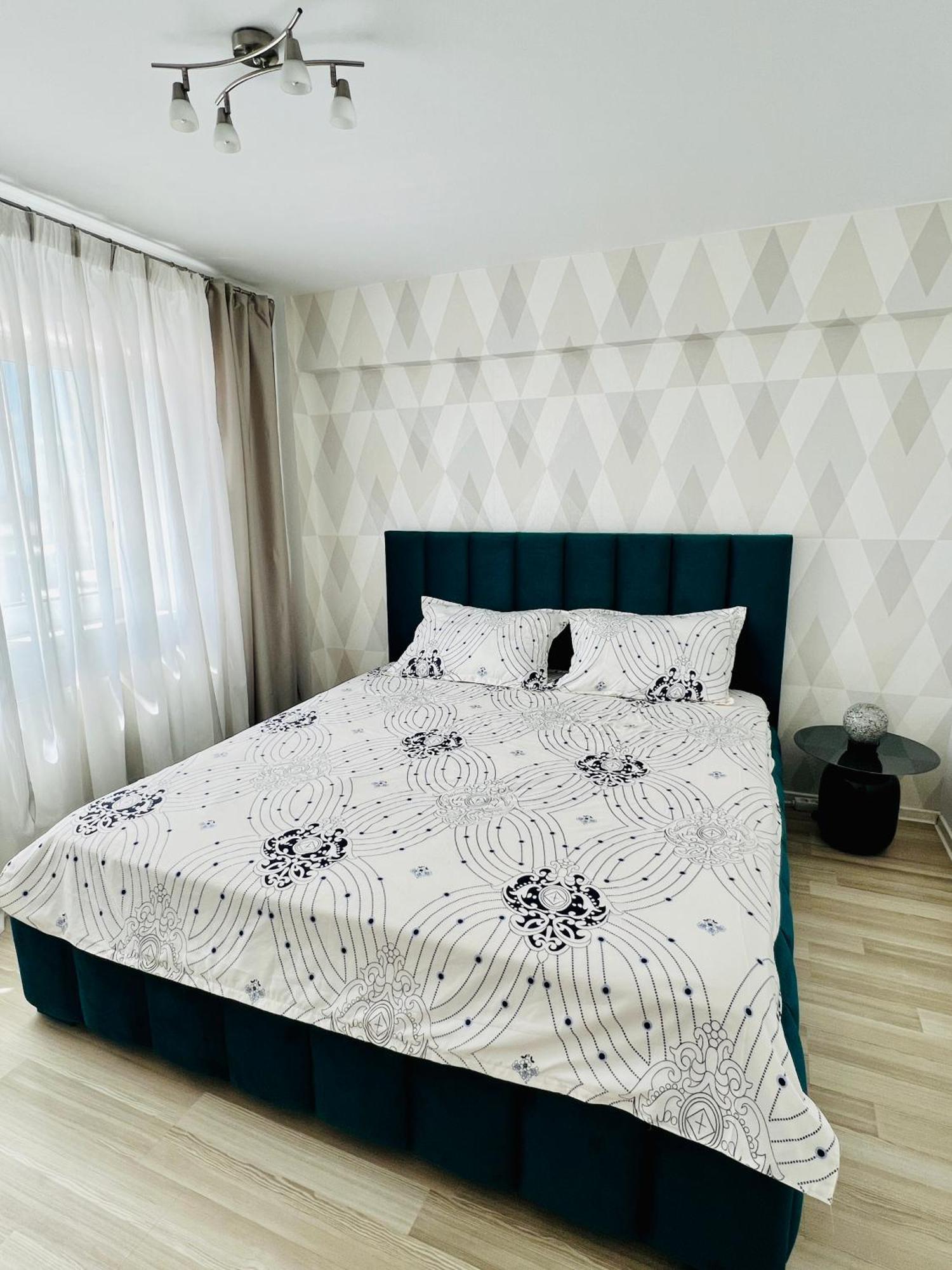 Panoramic M&M Apartment Suceava Buitenkant foto